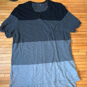 Button down men’s shirt !